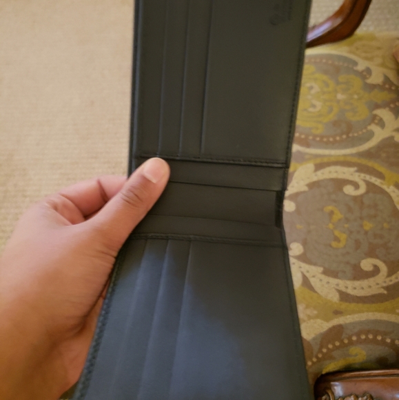 Gucci wallet - Picture 4 of 4